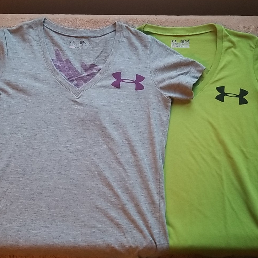 Under Armour tops💥